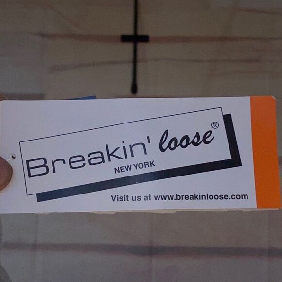 Ladies sz 5/6 button top NWT by Breaking Loose - Picture 7 of 7